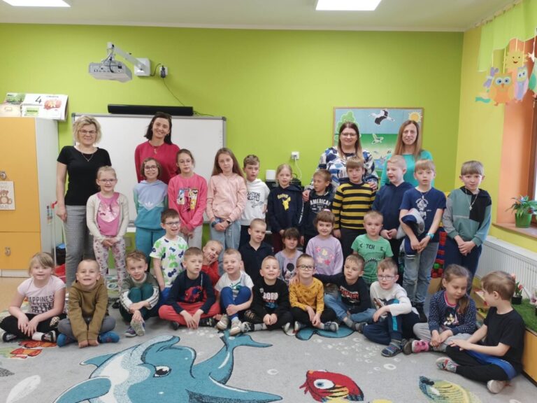 4.05.2023r. Misie odwiedziły dzieci ze swoimi Paniami z NSP Montessori w Krotoszynie. Bardzo dziękujemy za wspólnie spędzony czas oraz zabawę :-)